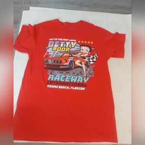 Red Betty Boop Graphic T-Shirt .Size MEDIUM
